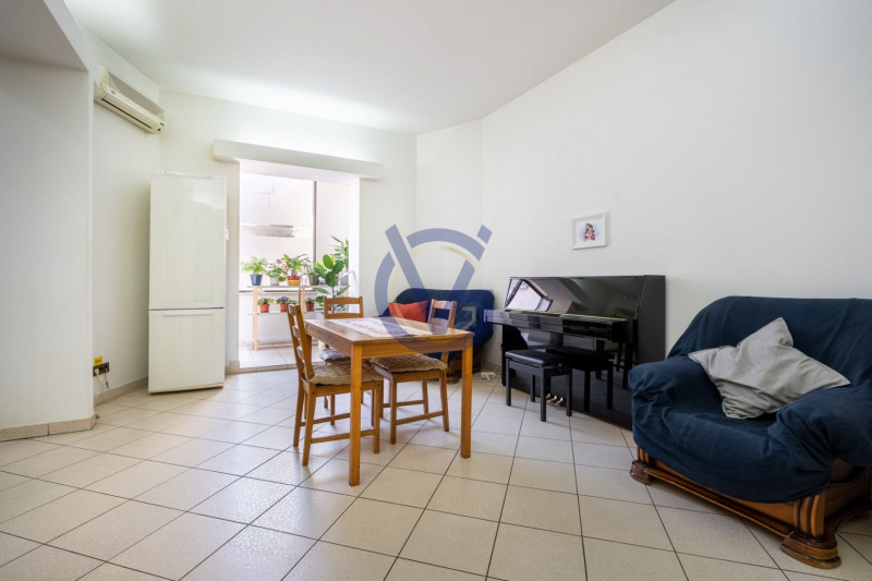 Spatiu si lumina la Universitate, 4 camere, locuire-birou, renovat 