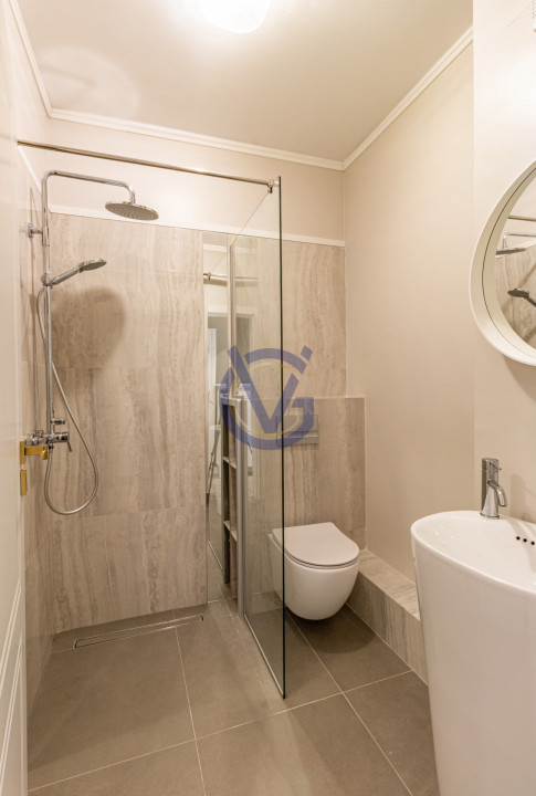 Atat de spatios! 2camere duplex, 70mp + 2 terase, prima inchiriere!