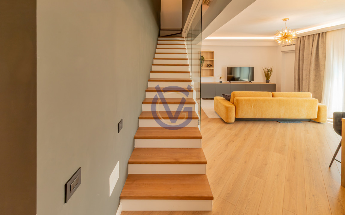 Atat de spatios! 2camere duplex, 70mp + 2 terase, prima inchiriere!