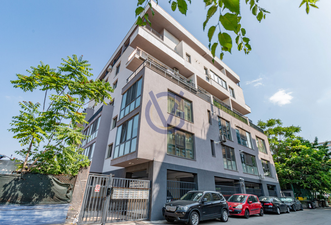 Atat de spatios! 2camere duplex, 70mp + 2 terase, prima inchiriere!