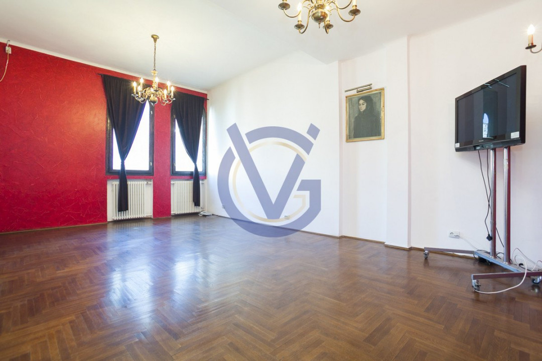 Vanzare imobil reprezentativ Universitate - oportunitate unica investitionala.