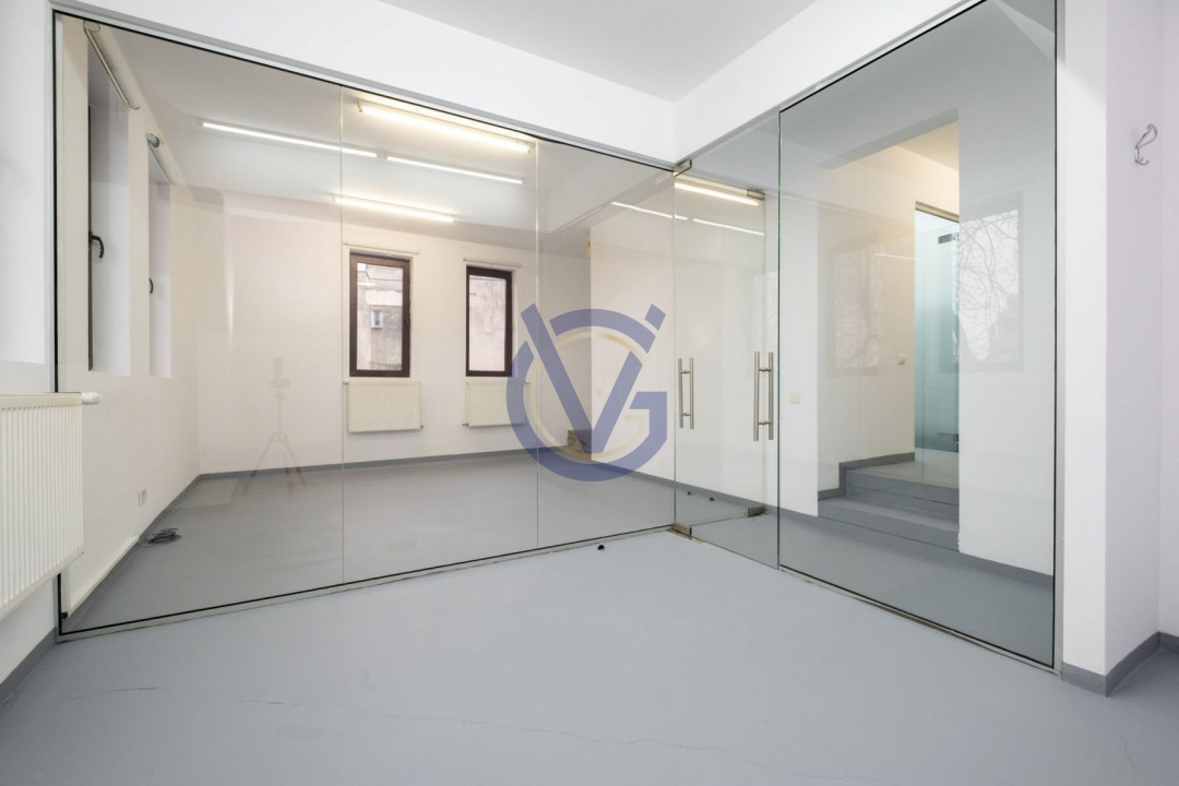 Vanzare imobil reprezentativ Universitate - oportunitate unica investitionala.