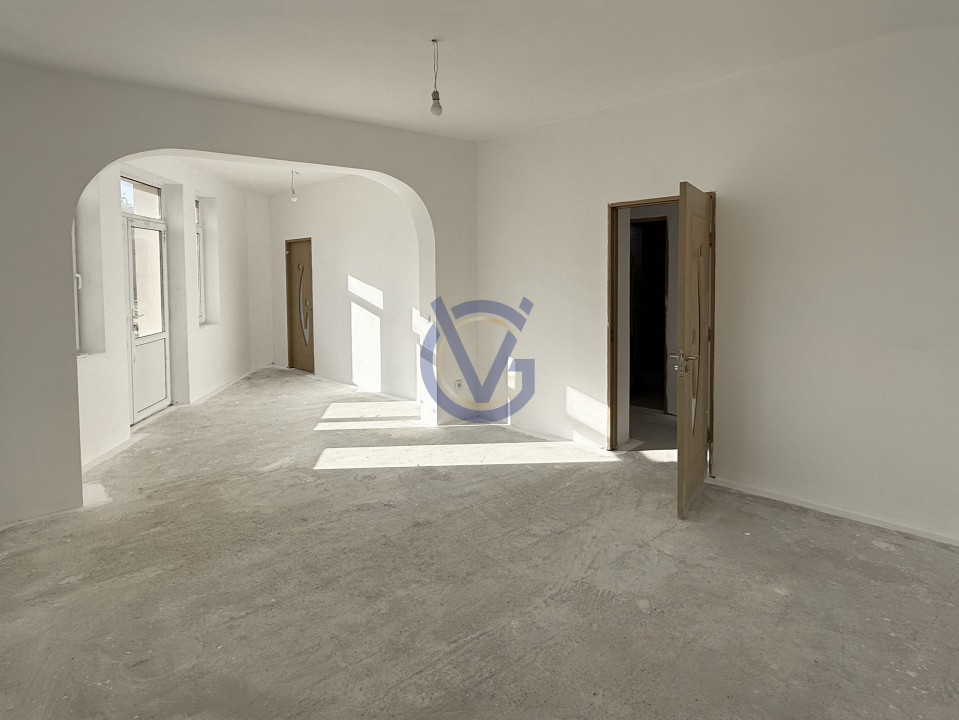 Ce alegi: Birou, Locuire sau AirBnB? Doua apt. cu 6 cam, S totala 130mp!