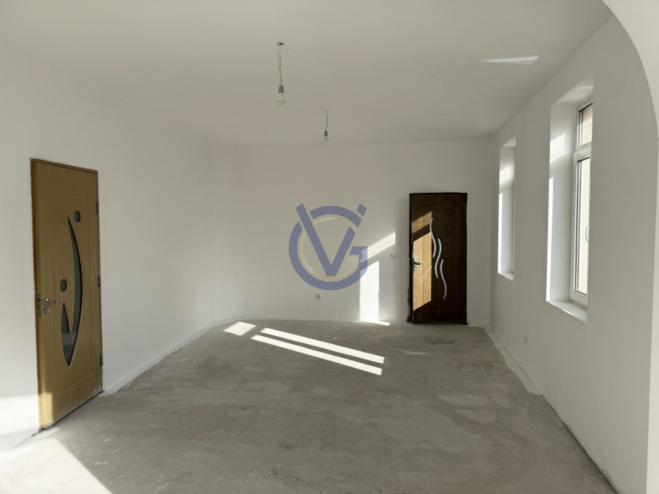 Ce alegi: Birou, Locuire sau AirBnB? Doua apt. cu 6 cam, S totala 130mp!