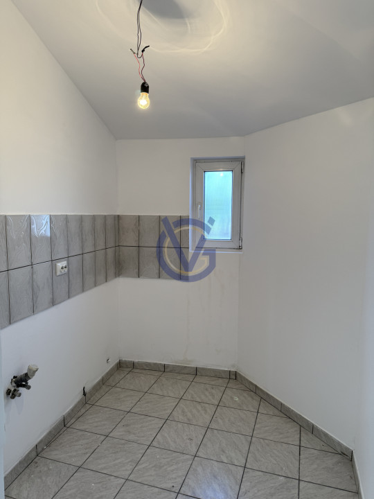 Ce alegi: Birou, Locuire sau AirBnB? Doua apt. cu 6 cam, S totala 130mp!