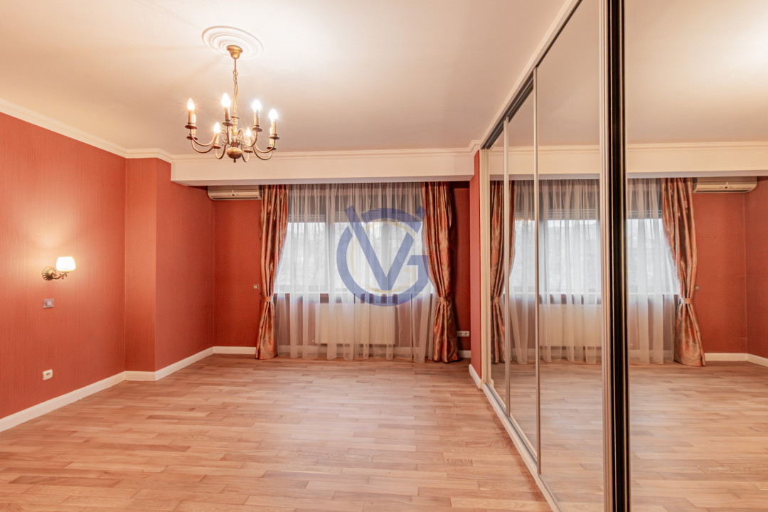 Vezi Parcul Kiseleff! Apartament spectaculos, 4 camere, 175mp