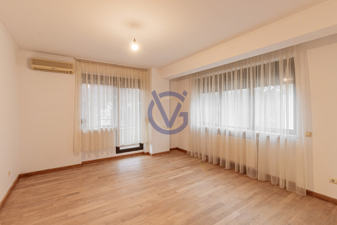 Vezi Parcul Kiseleff! Apartament spectaculos, 4 camere, 175mp
