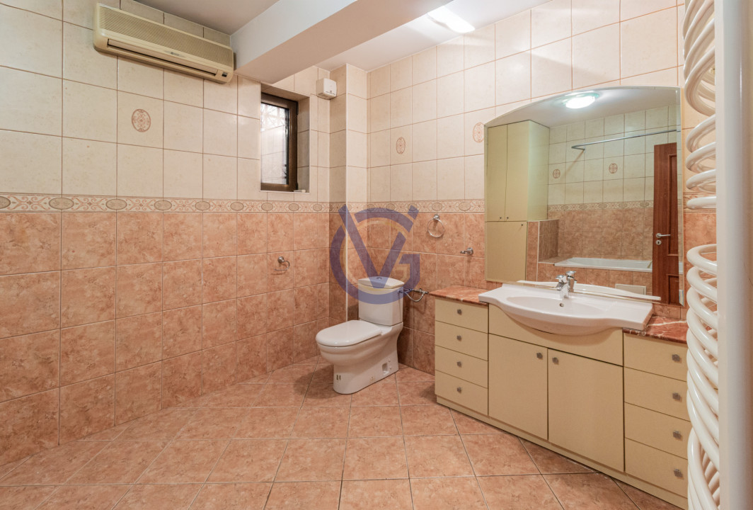 Vezi Parcul Kiseleff! Apartament spectaculos, 4 camere, 175mp