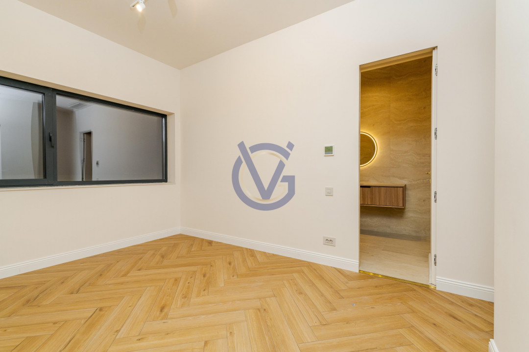 Ce priveliste! Deasupra tuturor - Penthouse Spectaculos cu Terase 210mp!